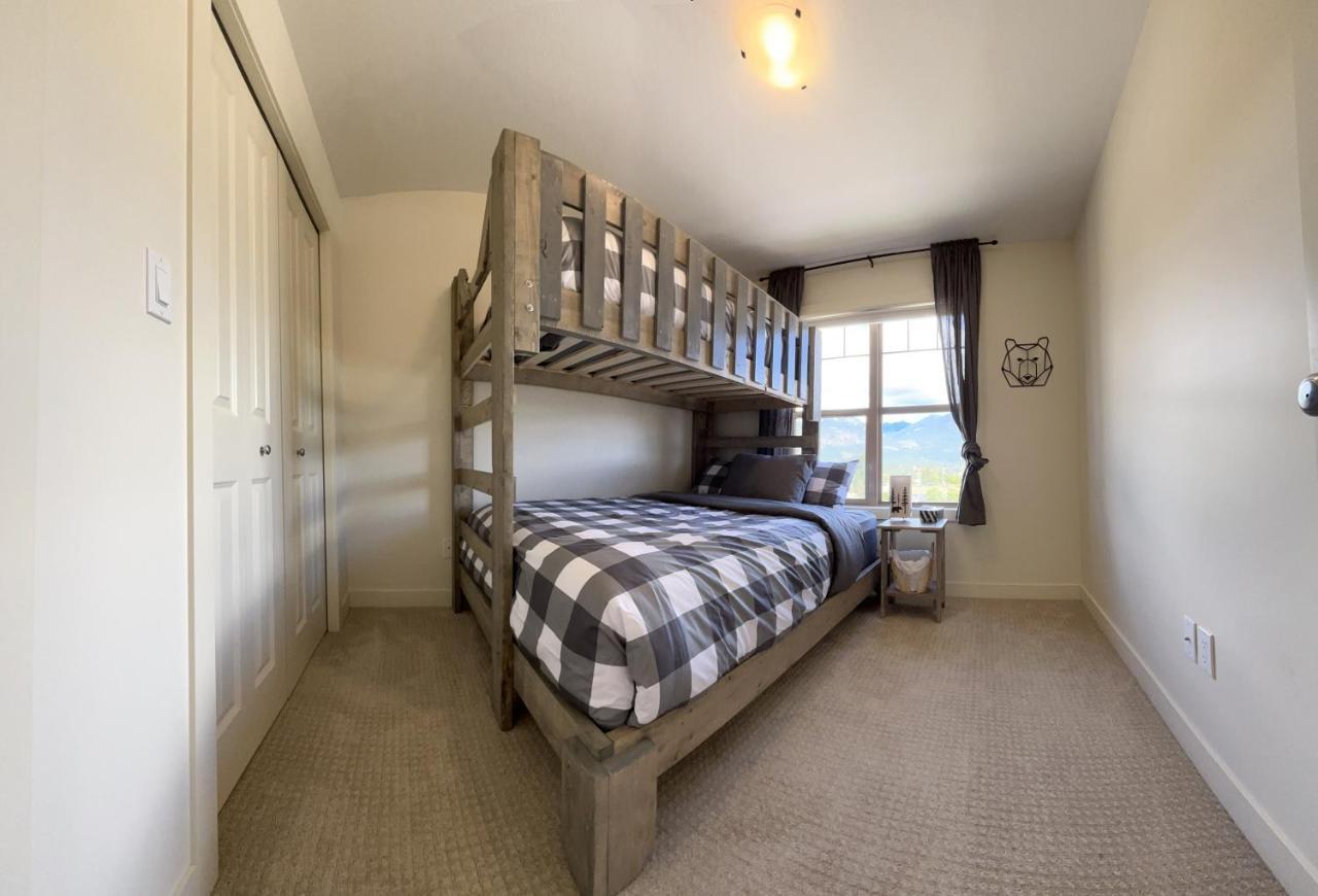 Perfect Base Invermere 3Bd Townhouse Mt Views With Garage Exterior foto